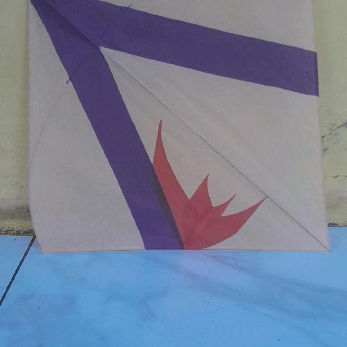 Layangan Seot Berotot dan Berisi 20 pcs Layangan sp1 dengan Desain Unik dan Arku Rapih