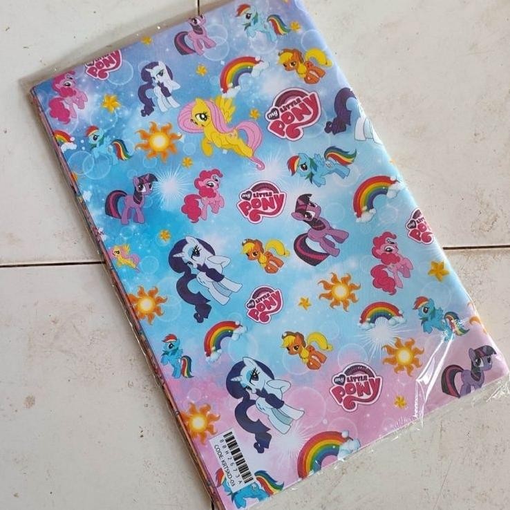 

1 Pak Kertas Kado Isi 50 Lembar Motif Batik Fanci
