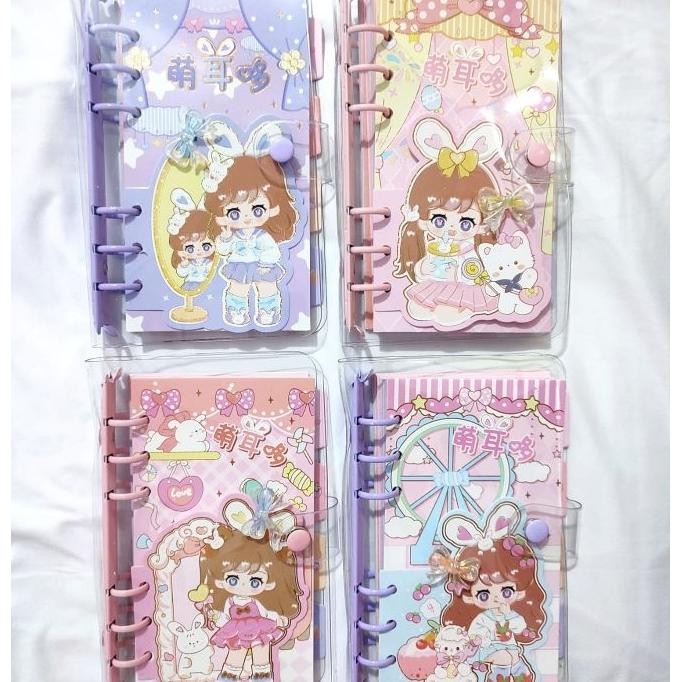 

Buku Binder A5 Buku Diary Anak Perempuan Cover Mika Kancing Ring Besi Motif Anime Girl 3D Note Book Pembatas Buku Glossy Full Color Buku Catatan Kado Anak Sekolah Teman Sd Smp Sma Hadiah Ultah Souvenir Goodie Bag