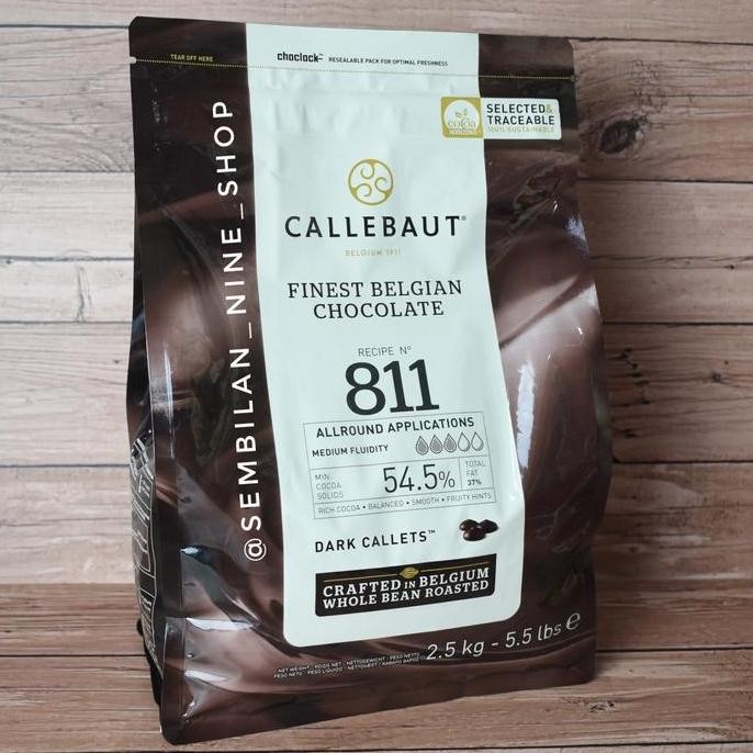 

CALLEBAUT 811 DARK Callets 54,5% DARK Chocolate Couverture 250 GRAM