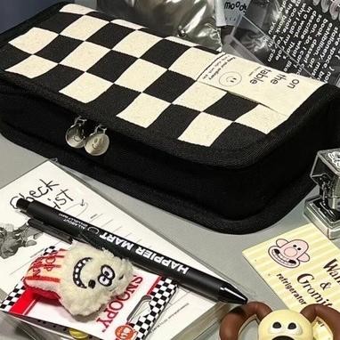 

Yl-24 Kotak Pensil/Tempat Alat Tulis Jepang Berkapasitas Besar/Kotak Pensil Kotak-Kotak Hitam Putih Yl-24