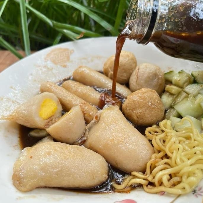 

Pempek Kiyya Isi 9 Pempek Campur