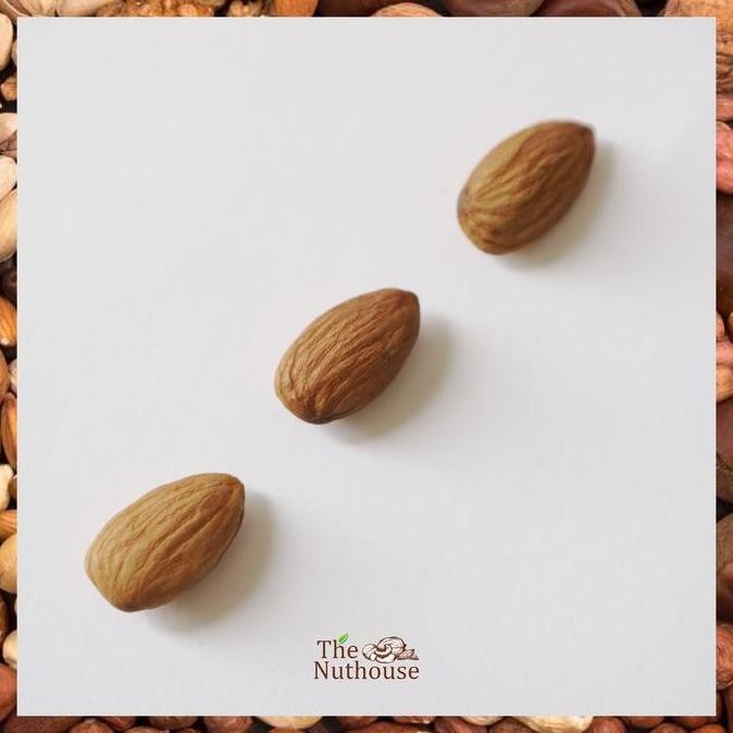 

Almond Whole Premium Roasted / Kacang Almond Panggang NPX 27/30
