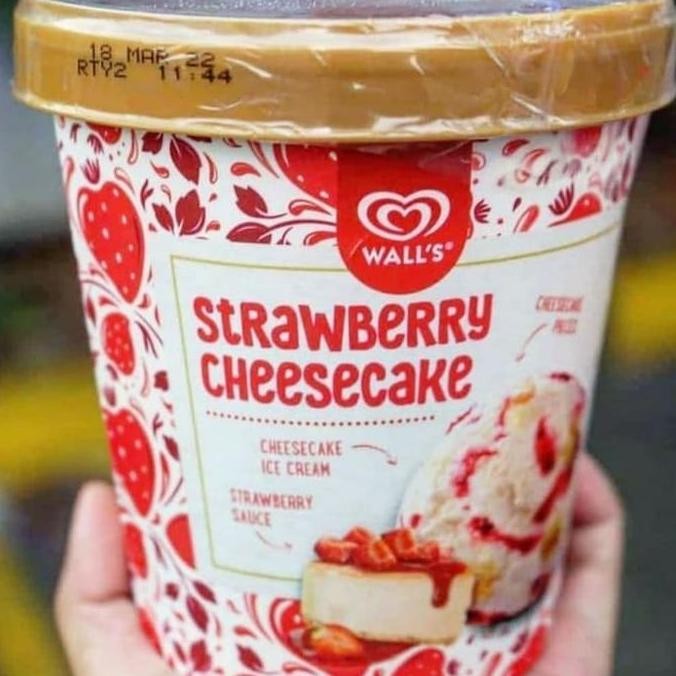 

] Es krim Walls Strawberry Cheesecake