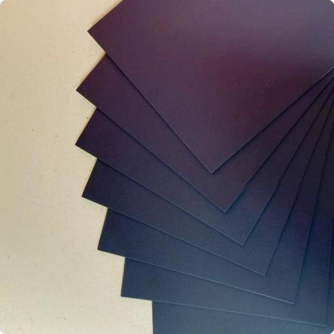 

Kertas Karton Hitam / Aster Black 190 Gsm Uk A4 / 21 cm X 29.7 cm ( isi 100 Lembar ) PS