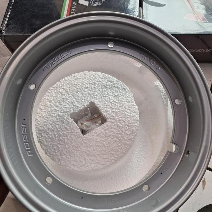 Velg tubles v rossi ring 10 baru sepasang silver.