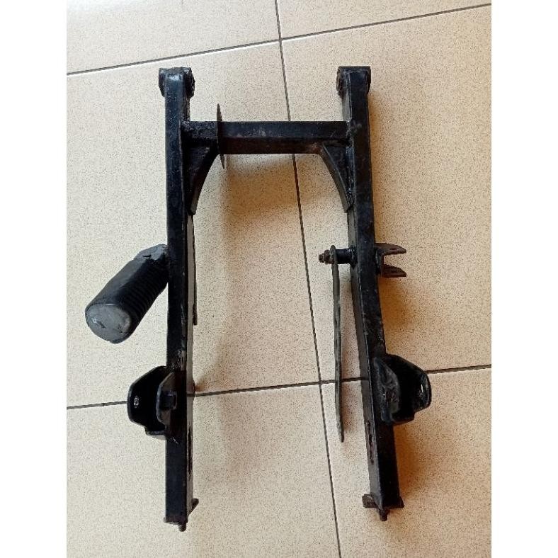 Swing Arm Lengan Ayun Suzuki Rc 100 Rc100 Bravo Ori