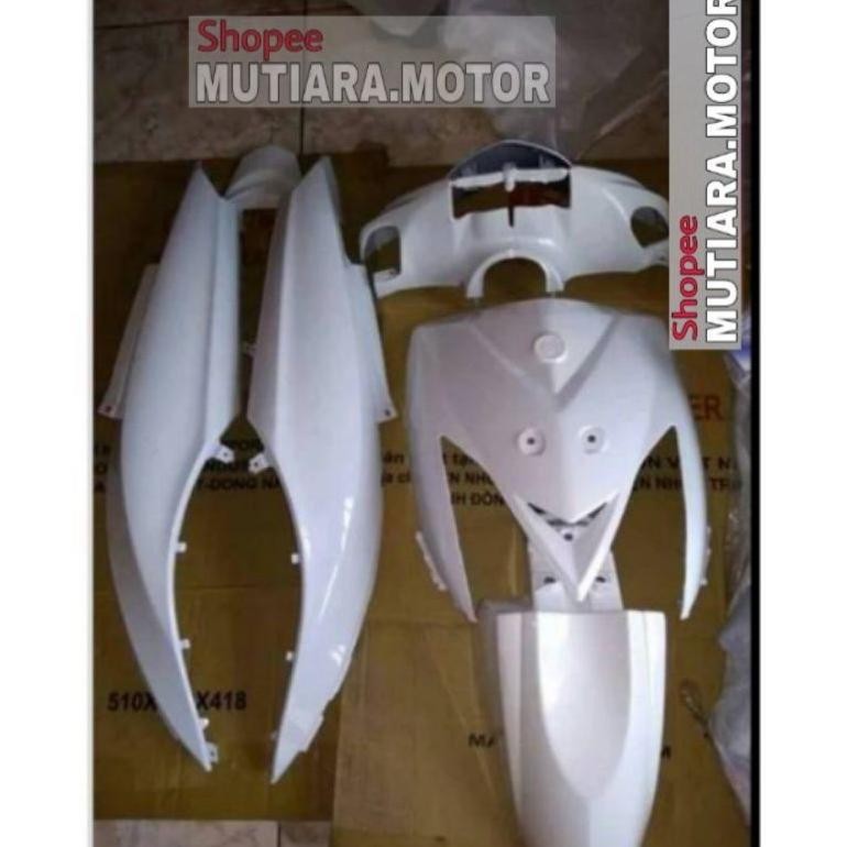 Cover Full Body Halus Mio GT Putih