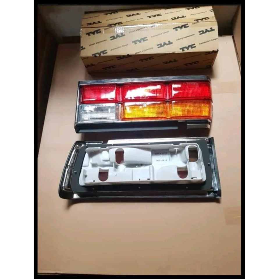 GRATIS ONGKIR LAMPU BELAKANG / LAMPU STOP CORONA TT132 TYC 
