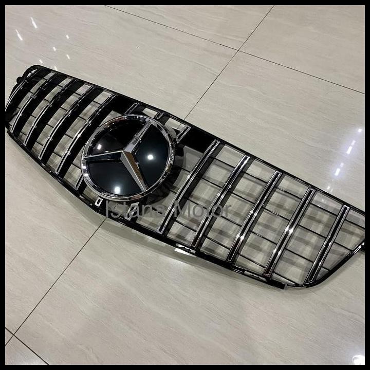 Grill GT mercedes w204 silver with emblem