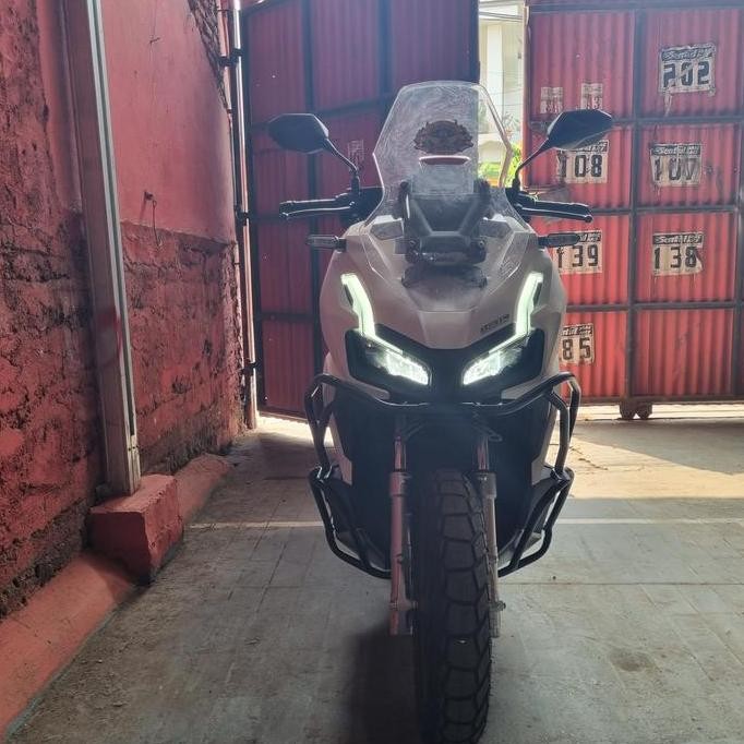 Crashbar Full Body Custom Honda Adv 160