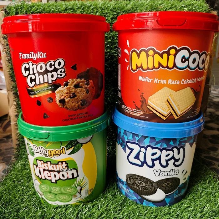 

Cri Paket Bundling Astor Wafer Biskuit Isi 4 Timba Dan 2 Timba Mix