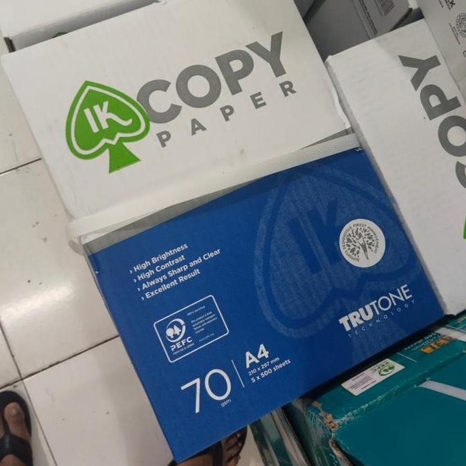 

Kertas hvs a4 70 gr copy paper 1 dus isi 5 rim