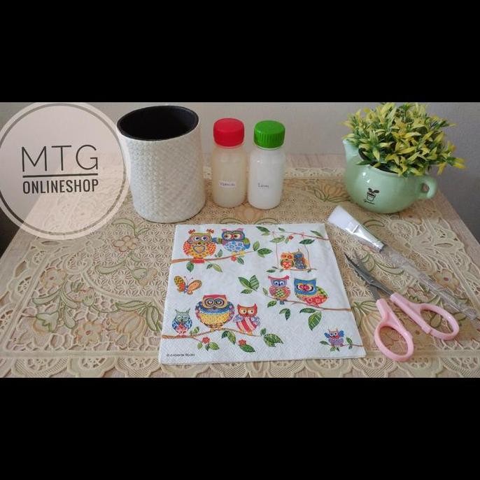 

Paket Decoupage Media Box - Tisu Motif + Lem + Kuas + Foam + Varnish Lengkap