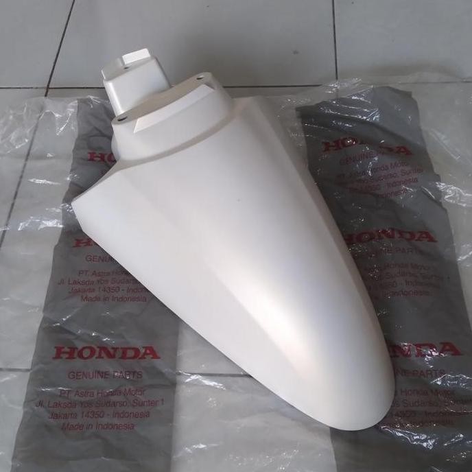 spakbor depan selebor depan scoopy new esp 2021 putih original murah