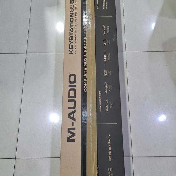 baru M Audio Keystation 88 MK3 - 88 Key USB MIDI Keyboard Controller