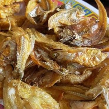 

ikan asin gurih hasil tangkapan sendiri