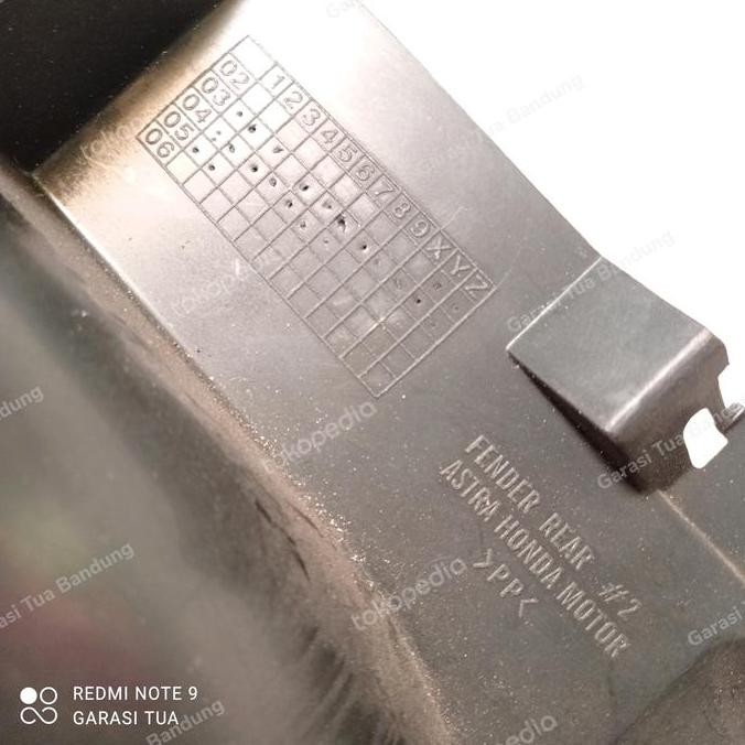 Slebor Spakbor Belakang Karisma 125 D Asli Ori Original AHM 80100 KPH 881