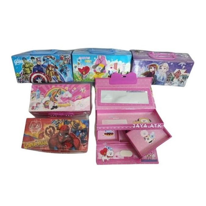 

Kotak Pensil 3D Kode Dimensi Karakter Anak Besar Kaca - Tempat Pensil Lucu