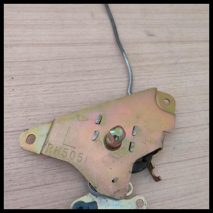 DISKON DOORLOCK KIRI BUKA PINTU SLIDING TENGAH ORIGJNAL DAIHATSU ZEBRA ESPASS 