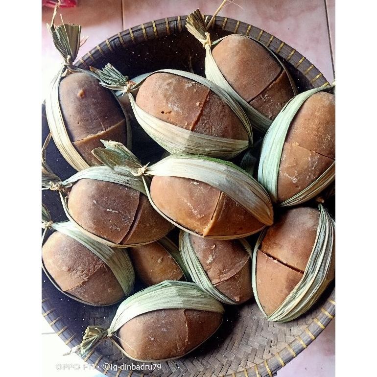 

Cod Gula Aren Asli 1 Kojor/ 10 Batok / 5 Tangkep Hj-45