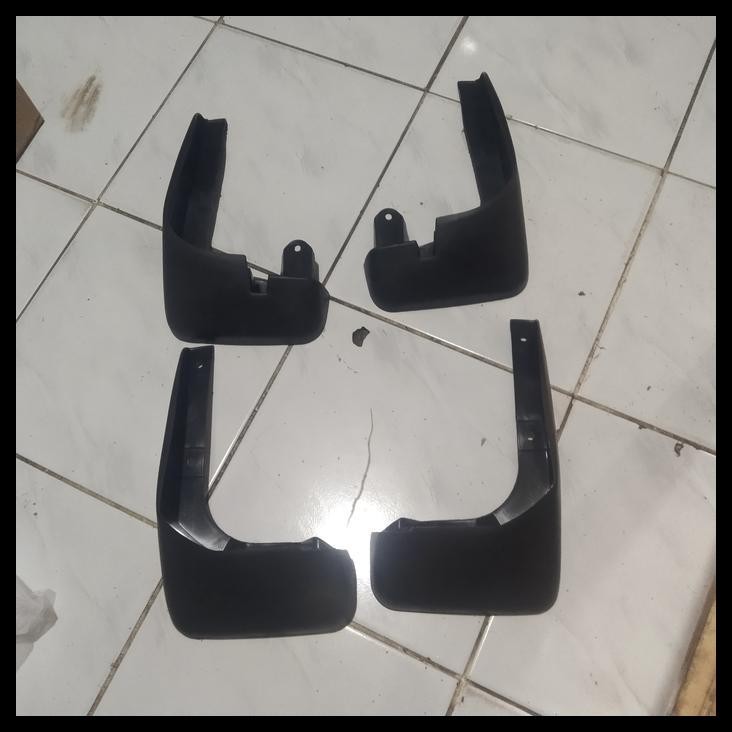 BEST DEAL KARPET LUMPUR MUD GUARD MOBIL TOYOTA AVANZA DAIHATSU XENIA LAMA 