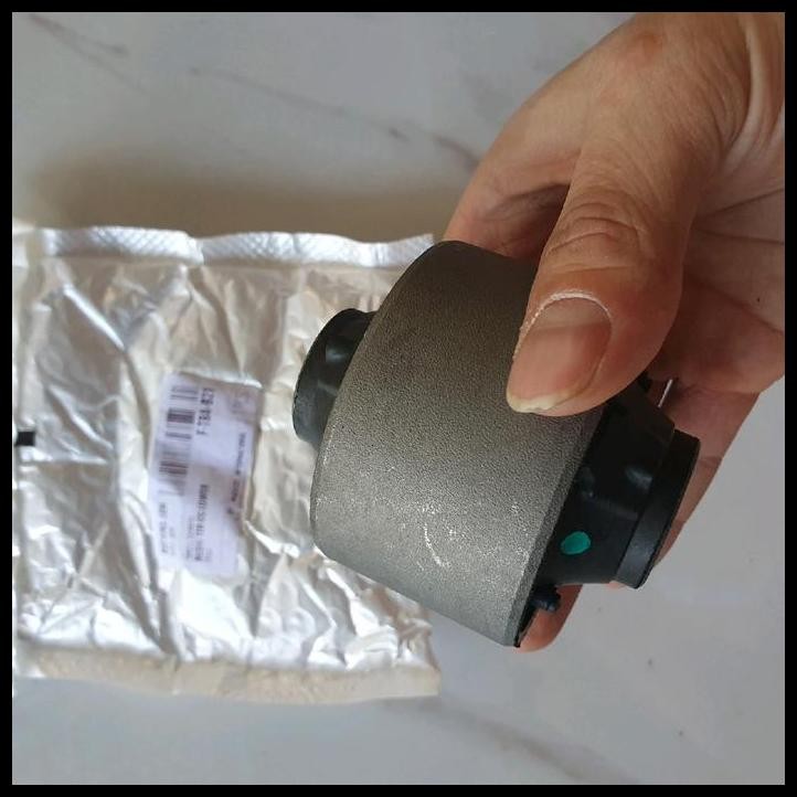 TERMURAH BUSHING BOS LOWER ARM BESAR RUSH TERIOS 2007-2016 (FABBER)