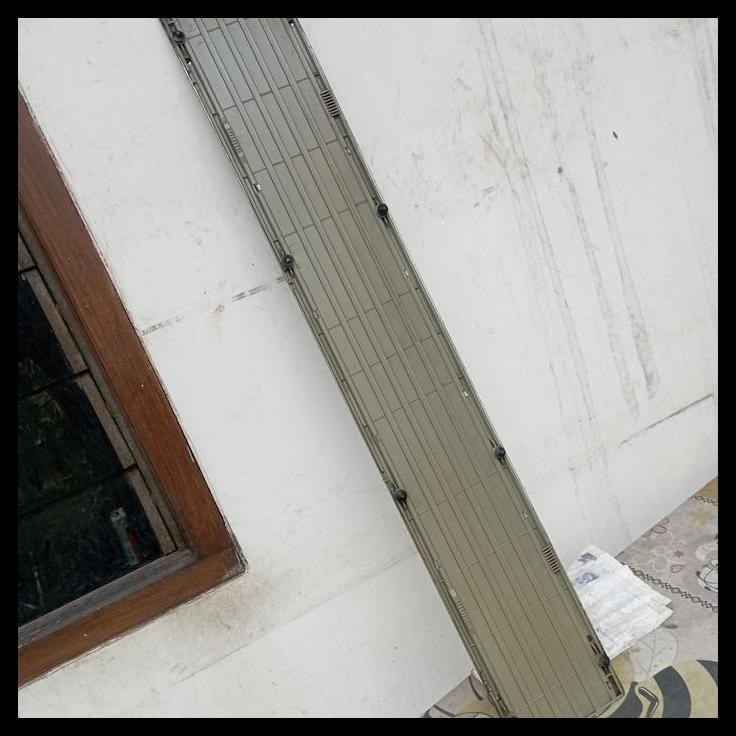 TERBARU GARNIS/GRILL DEPAN MITSUBISHI L300 LAMA ORIGINAL NOS 