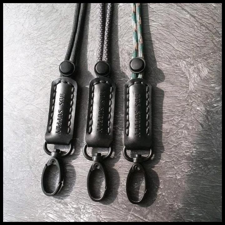 

Terlaris BDS SCOTT - Minimalist Paracord Leather lanyard id holder Best Seller