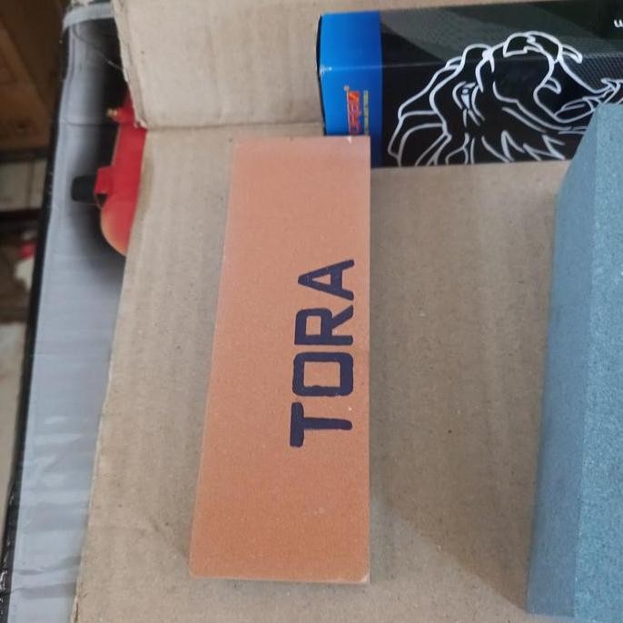 Tora Batu Asah Pisau Serut 6" Abu Combination Batu Asauh Pisau