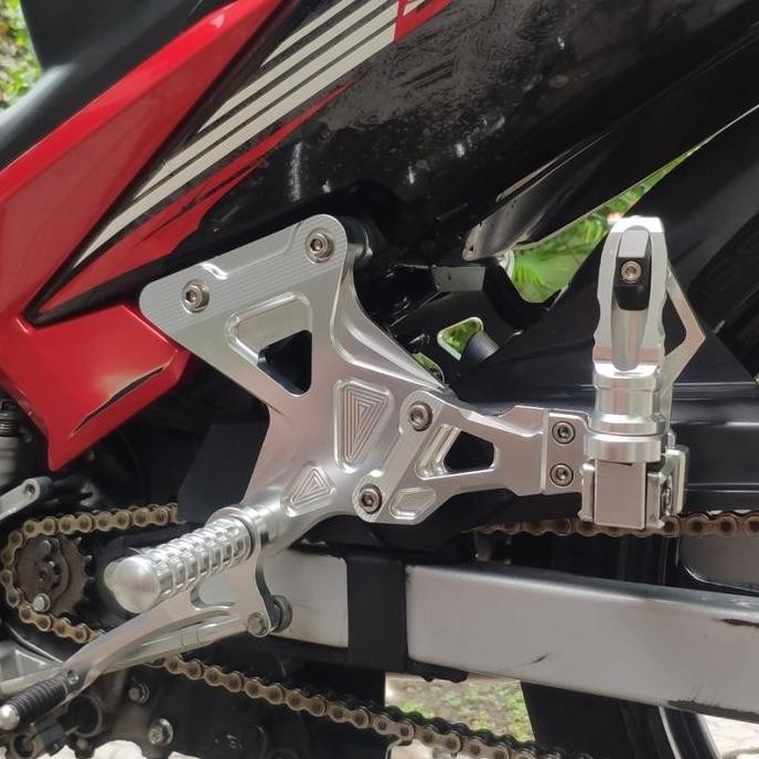 * Footstep underbone nui set jupiter mx 135 *