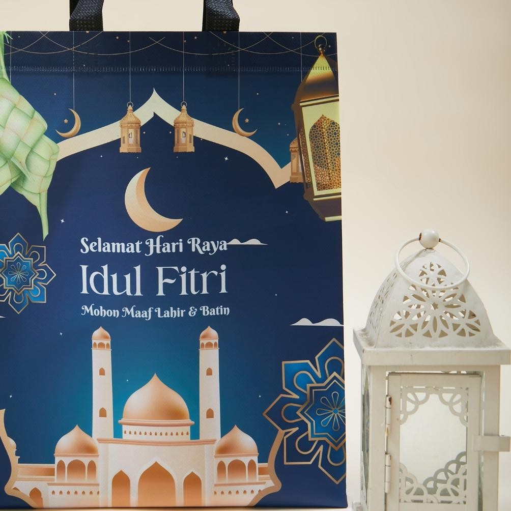 

gj-46 dfg-88 (LUSINAN) Goodie Bag Lebaran Idul Fitri Full Colour Standing Box Premium Handle Sembako Ramadhan Original Original