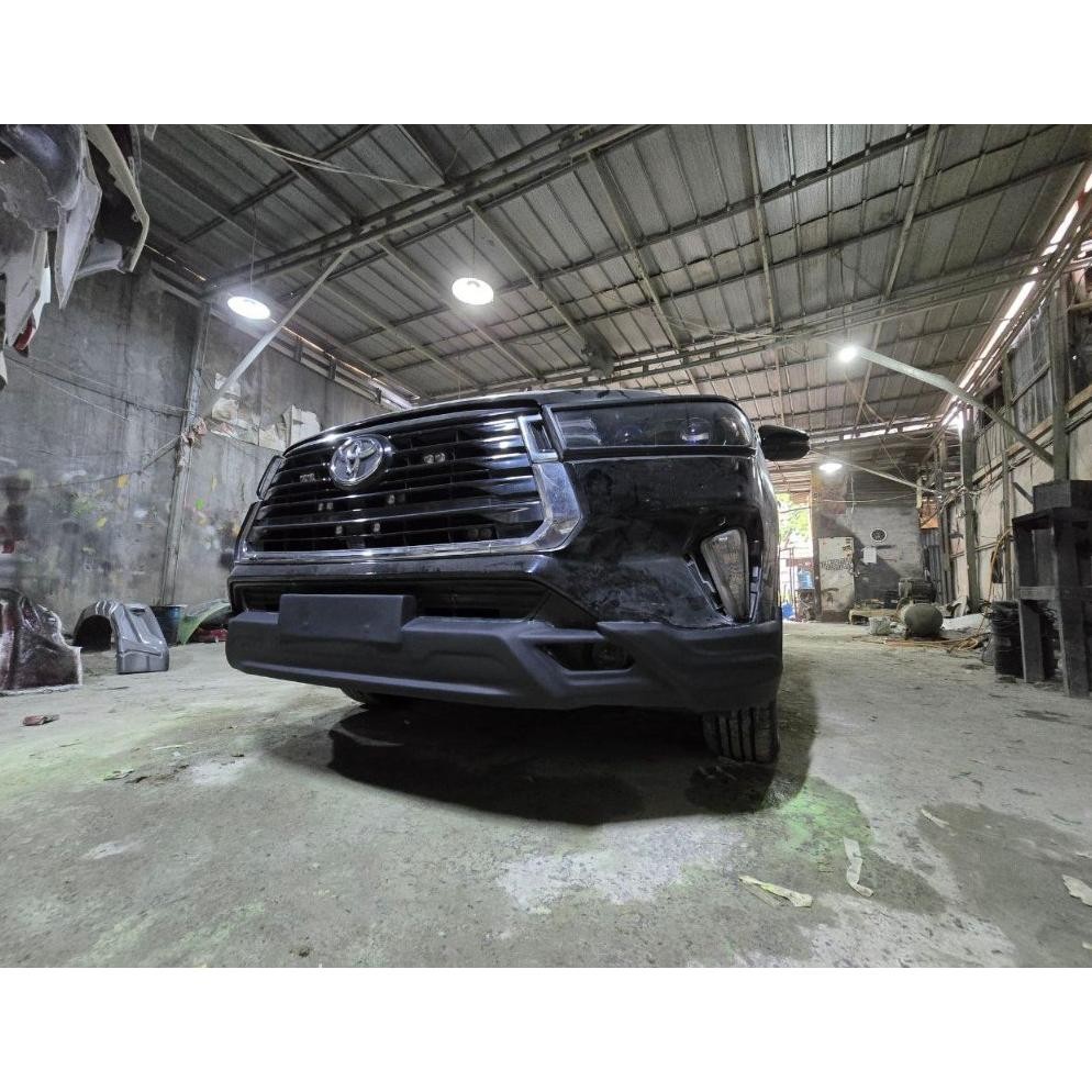 bodykit innova venturer 2022 2023 2024 2025 BODYKIT VENTURER