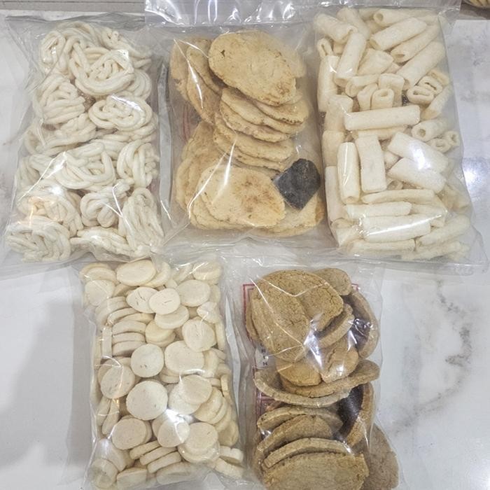 

Paket Kerupuk 5 Bungkus Super Nagih 5 Usus Super Mini Kulit Sanggul Bakar A3 Palembang