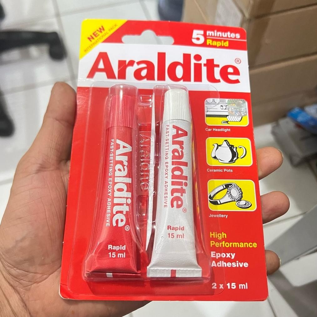 

Lem Epoxy Besi Araldite Rapid 5 Menit Merah