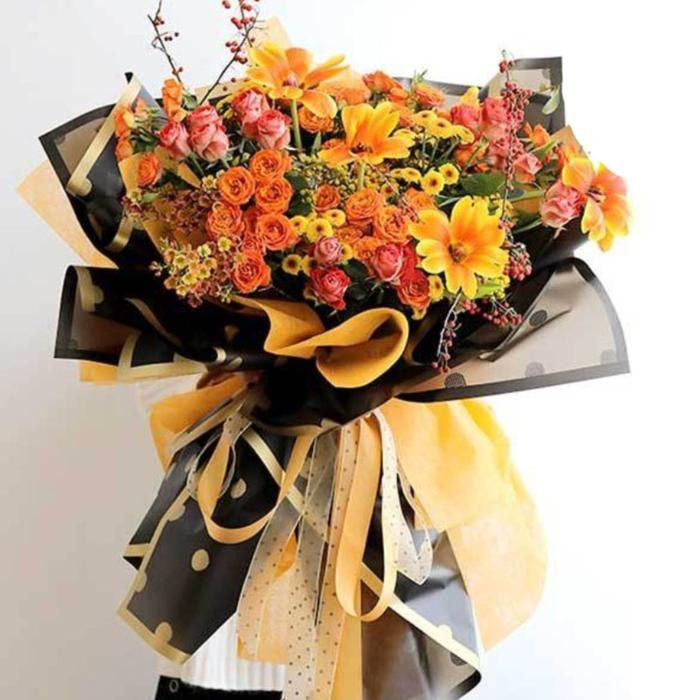 

Kkim 1 Lembar Cellophane Polkadot Flower Paper Wrapping Buket Bunga W013