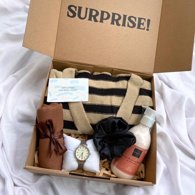 

[Kdw076] Giftbox Baju Cewek / Kado Cewek / Kado Pacar / Anniversary / Hampers Lebaran / Wedding / Valentine / Kado Nikah / Hampers Lebaran