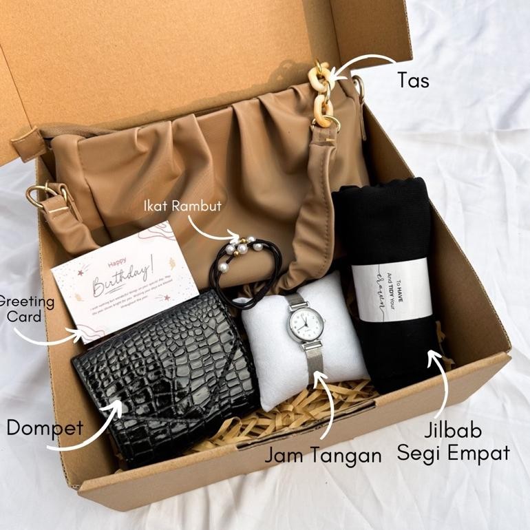 

[B4407]Hampers Gift Box Cyilla Bag/Kado Pacar/Kado Ayang/Kado Anniversary/Kado Wisuda/Kado Wedding/Hampers Lebaran/Hampers Ramadhan/Kado Ibu/Kado Guru/Kado Mertua/Kado Istri/Kado Ulang Tahun Tas Cewek