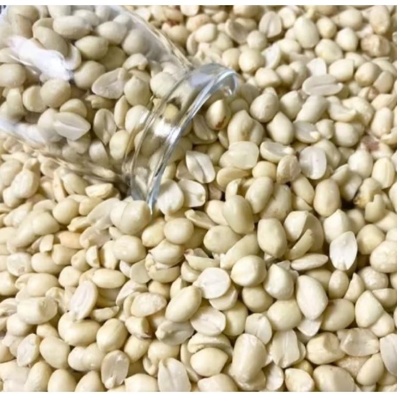 

KACANG KUPAS MENTAH 1KG/UK 41/51 Nugi