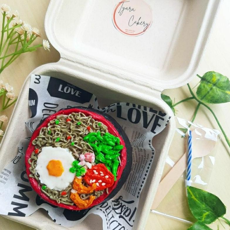

Korean lunch box cake Bandung | Bento Cake d.10cm | Custom Cake Bandung Nugi