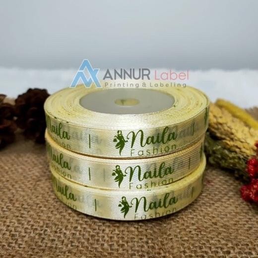 

(15meter) pita satin /pita hampers/pita satin natal/pita satin imlek/pita satin 2.5cm custom desain Nugi