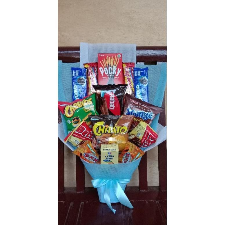

Buket snack buket wisuda murah PC58 Bucket snack Nugi