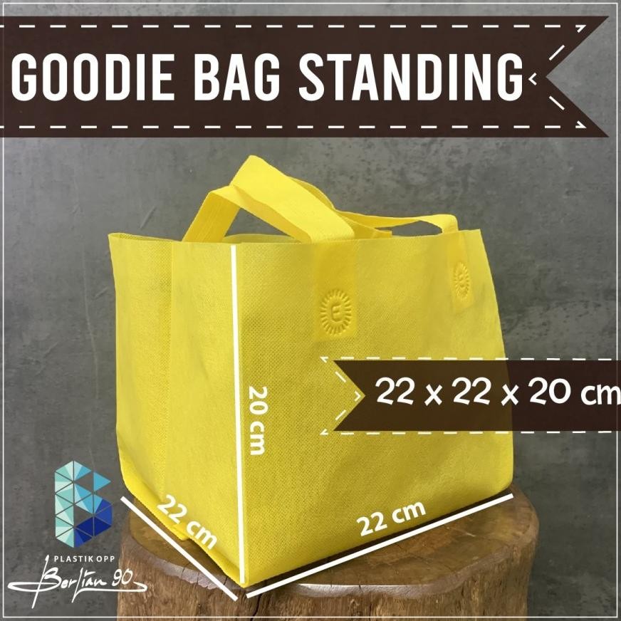 

Goodie Bag Handle uk 22x22x20 cm Isi 12 Pcs Tebal termurah Nugi