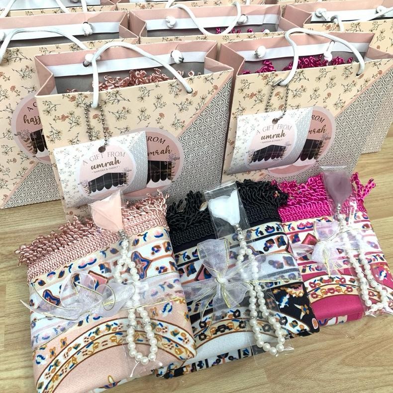 

Oleh oleh haji umrah Mecca-M sajadah+paperbag Nugi