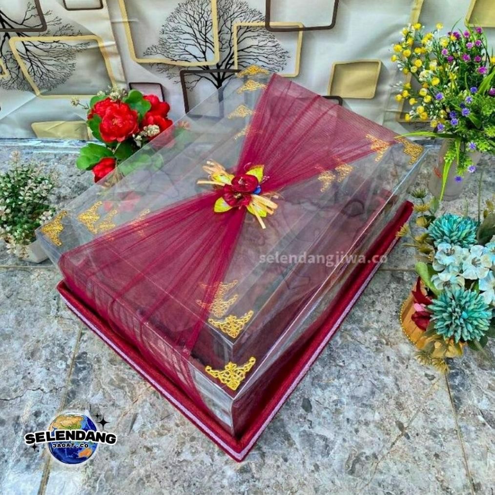 

Box Seserahan Kotak Hantaran Satu Set Isi 4 Kotak Hantaran Ukuran S M L XL Full Hiasan Mudah PemasanganBox Mika Seserahan Satu Set Isi 4 Kotak Hantaran Ukuran S M L XL Full Hiasan Mudah Pemasangan Nugi