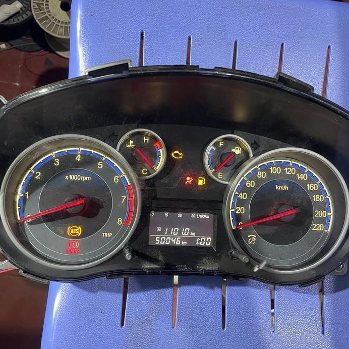 ready  Spedometer Suzuki SX4 2010-2013 copotan speedometer original second