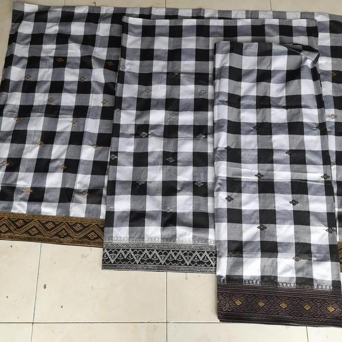 :>:>:>:>] Kain saput poleng Bali list tepi lebar variasi bordir lembaran