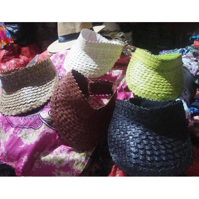 :=:=:=:=] Topi anyaman pandan kerajinan bali