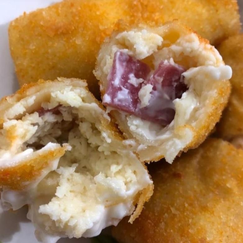 

Promoo!! Risol Keju Daging Asap Melted isi 10