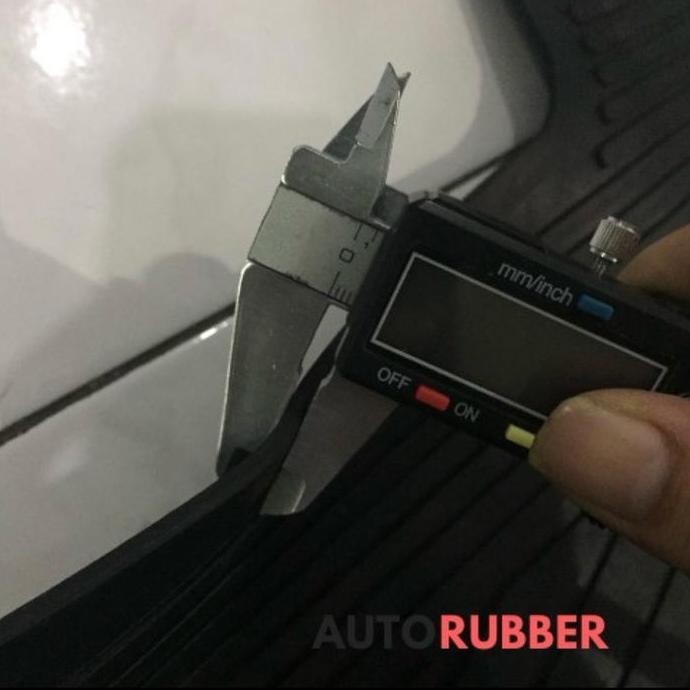 KARPET LANTAI KARET DEPAN MITSUBISHI L300 L 300 NEW